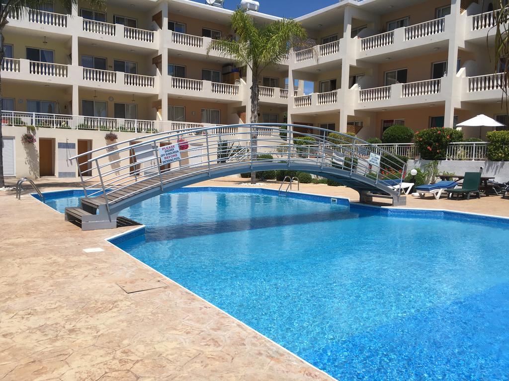 Diana Gardens Apartment Paphos Exterior foto