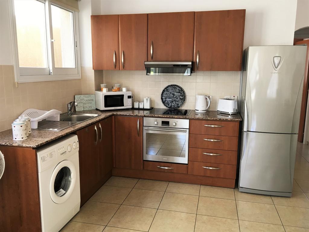Diana Gardens Apartment Paphos Exterior foto