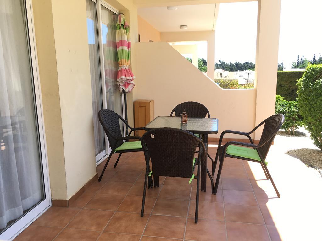 Diana Gardens Apartment Paphos Exterior foto